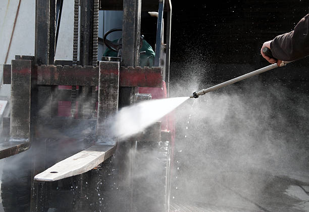 Best Driveway Pressure Washing  in West Puente Valley, CA